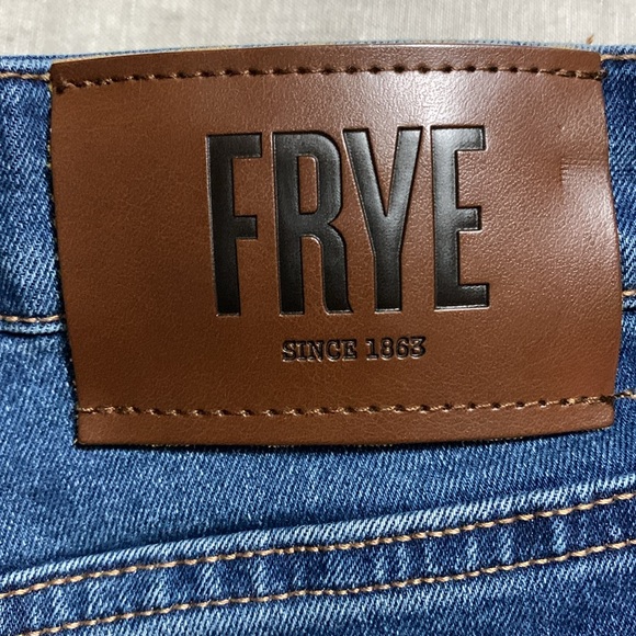 Frye Women's High-Rise Amari Stretch Dark Blue Relaxed Jeans SZ 14/32 Cowboy - Picture 11 of 16
